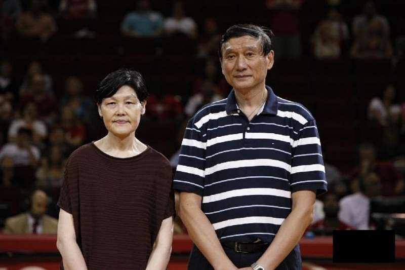 Mother: Fang Fengdi