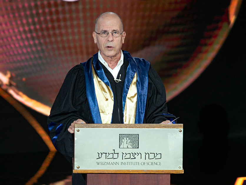 Gallery of Meir Shalev