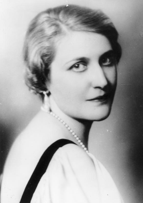 Acquaintance: Johanna Maria Magdalena Goebbels
