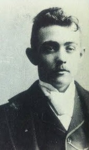 Father: James Leigh Gish