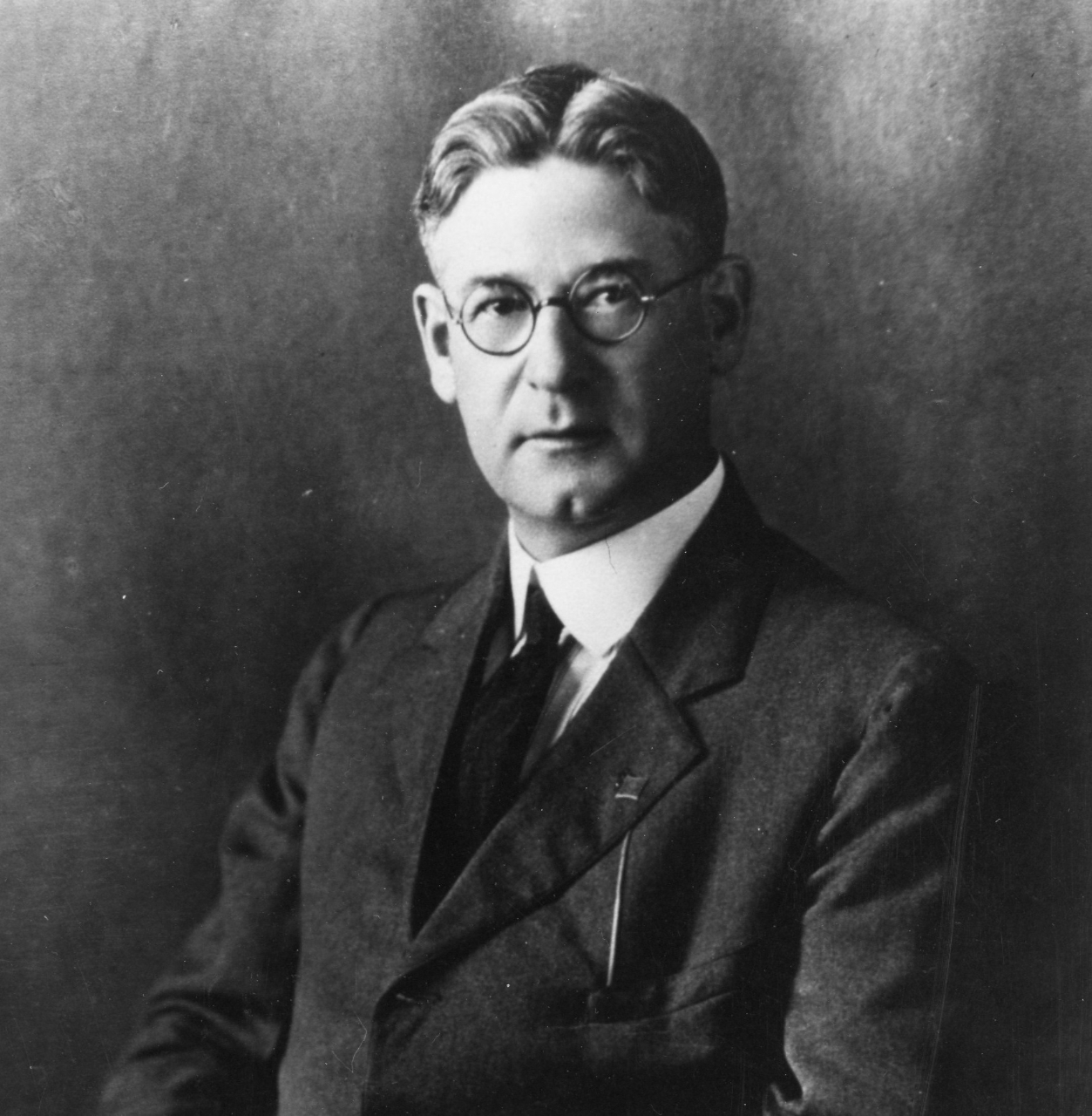 colleague: Walter Riggs