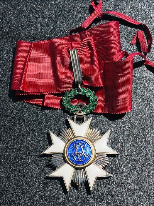 Order of the Crown