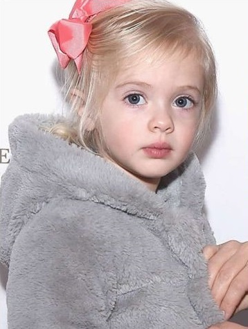 Daughter: Frankie Barrymore Kopelman