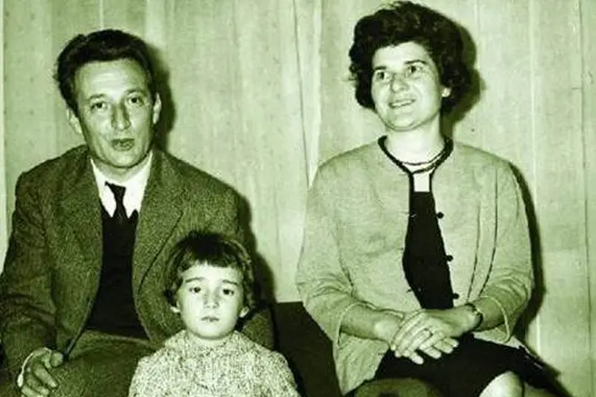 Wife: Maria Teresa Ferretti