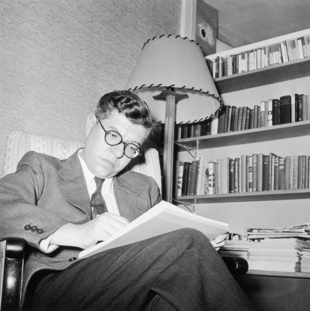 Gallery of Fred Hoyle