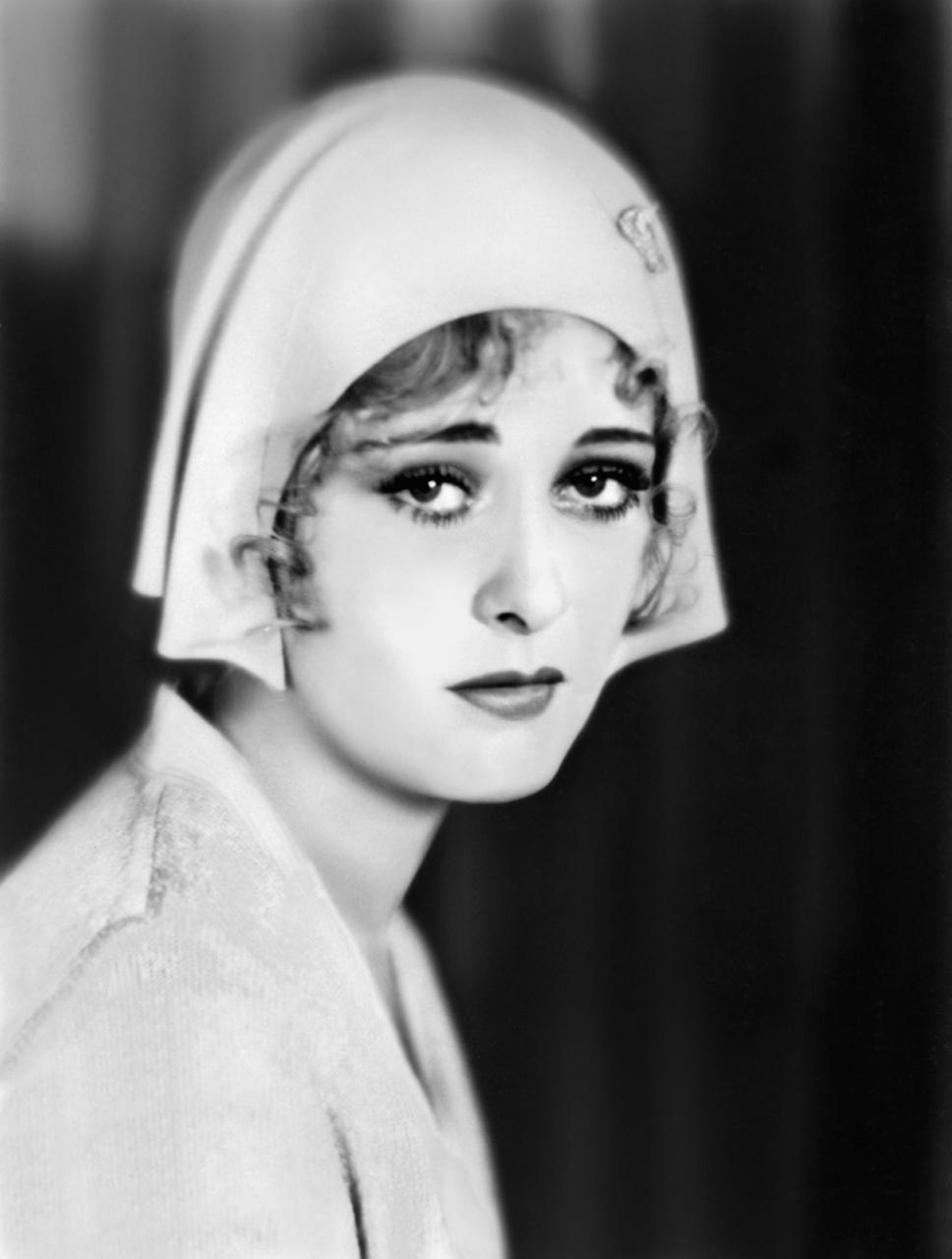 grandmother: Dolores Costello