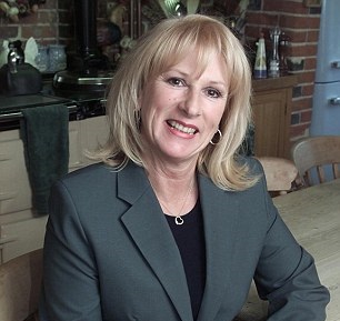 Mother: Sally Oliver 