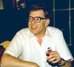 Martin Hollis