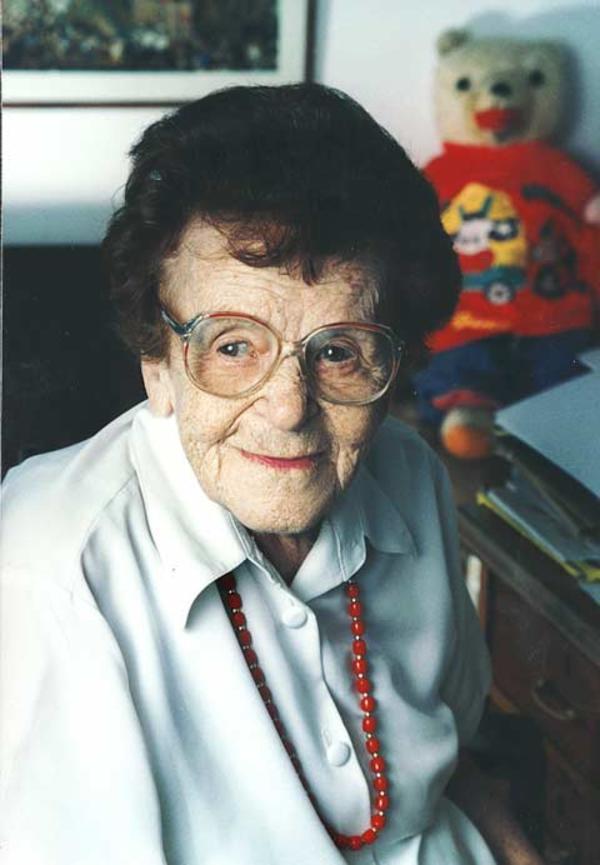 Spouse: Yemima Avidar-Czernovits