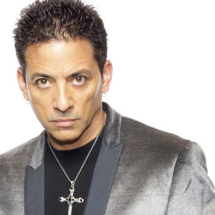 biological father: Peter Michael Escovedo