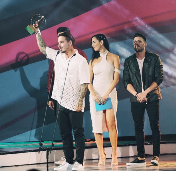 Heat Latin Music Award