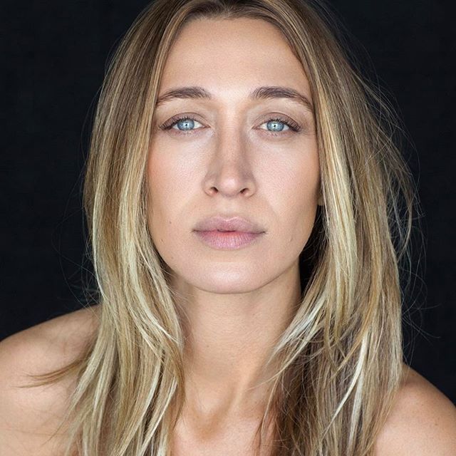 half-sister: Alana Hadid