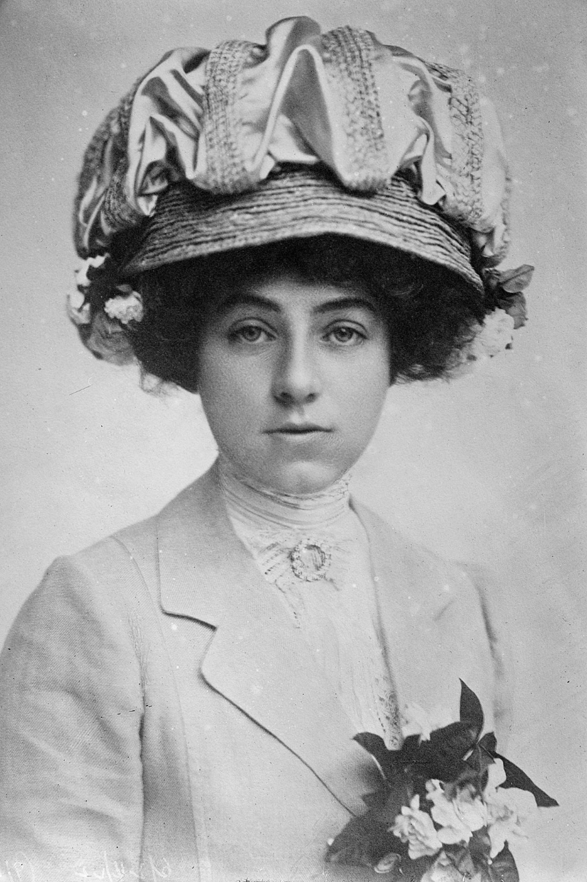 Mother: Dorothy Payne Whitney