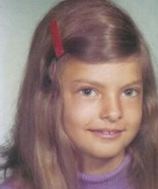 Gallery of Linda Evangelista