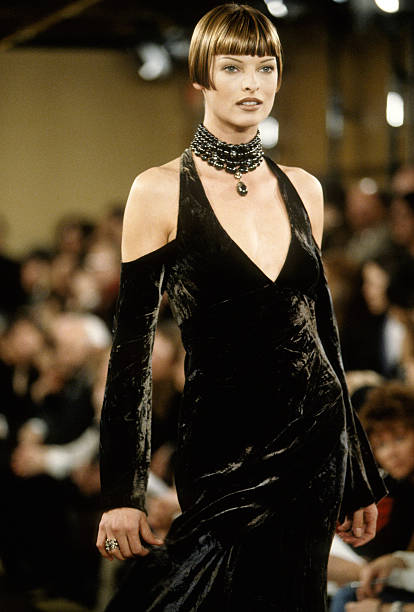Gallery of Linda Evangelista