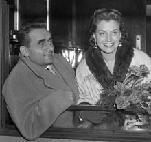 Wife: Véra Gibson-Amado