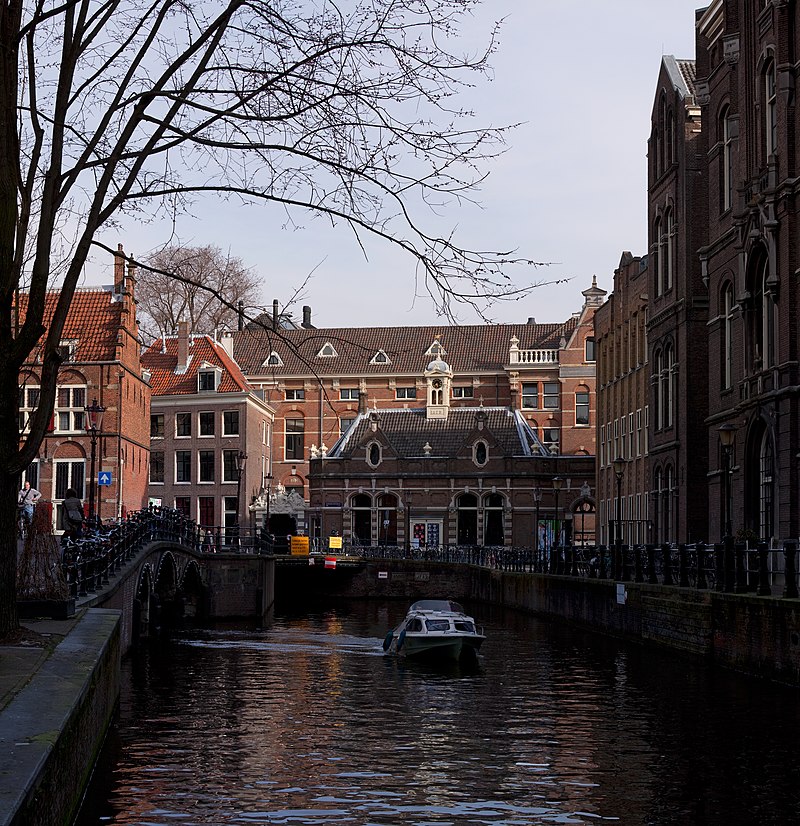 Gallery of Arnold Heertje