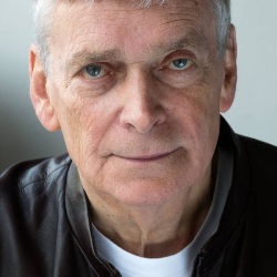 Father: Will Knightley 