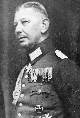 Son: Oscar von Hindenburg