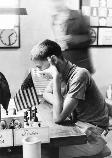 Tigran V Petrosian vs Robert James Fischer (1958)