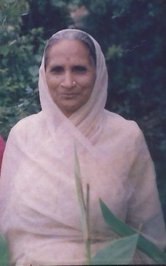 Mother: Nandakala (Bawni) Upadhaya 