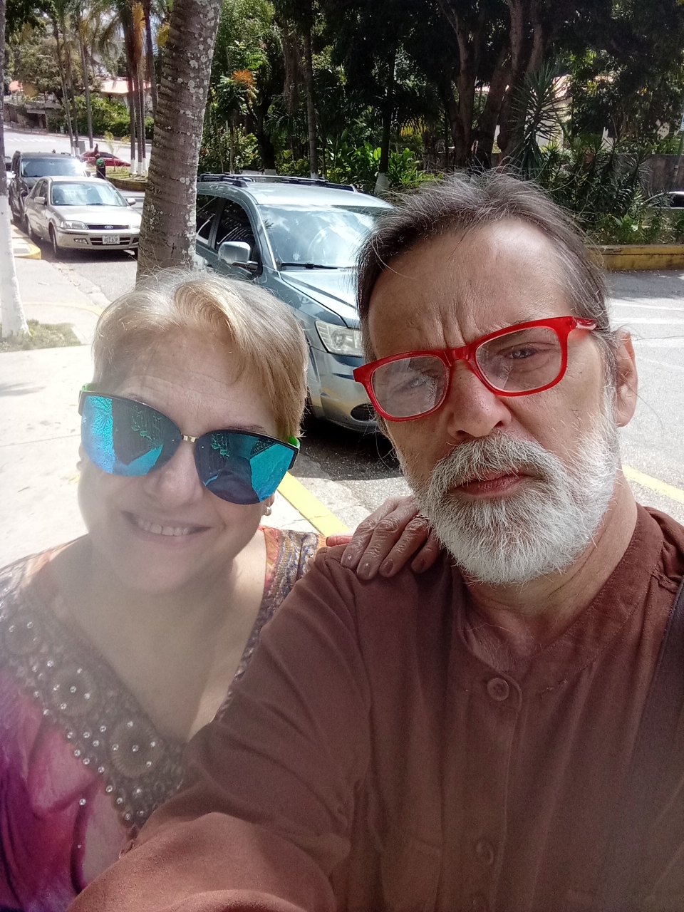 Wife: Victorial Galarraga