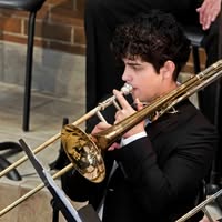 Son: Emile Hernandez Mesa
