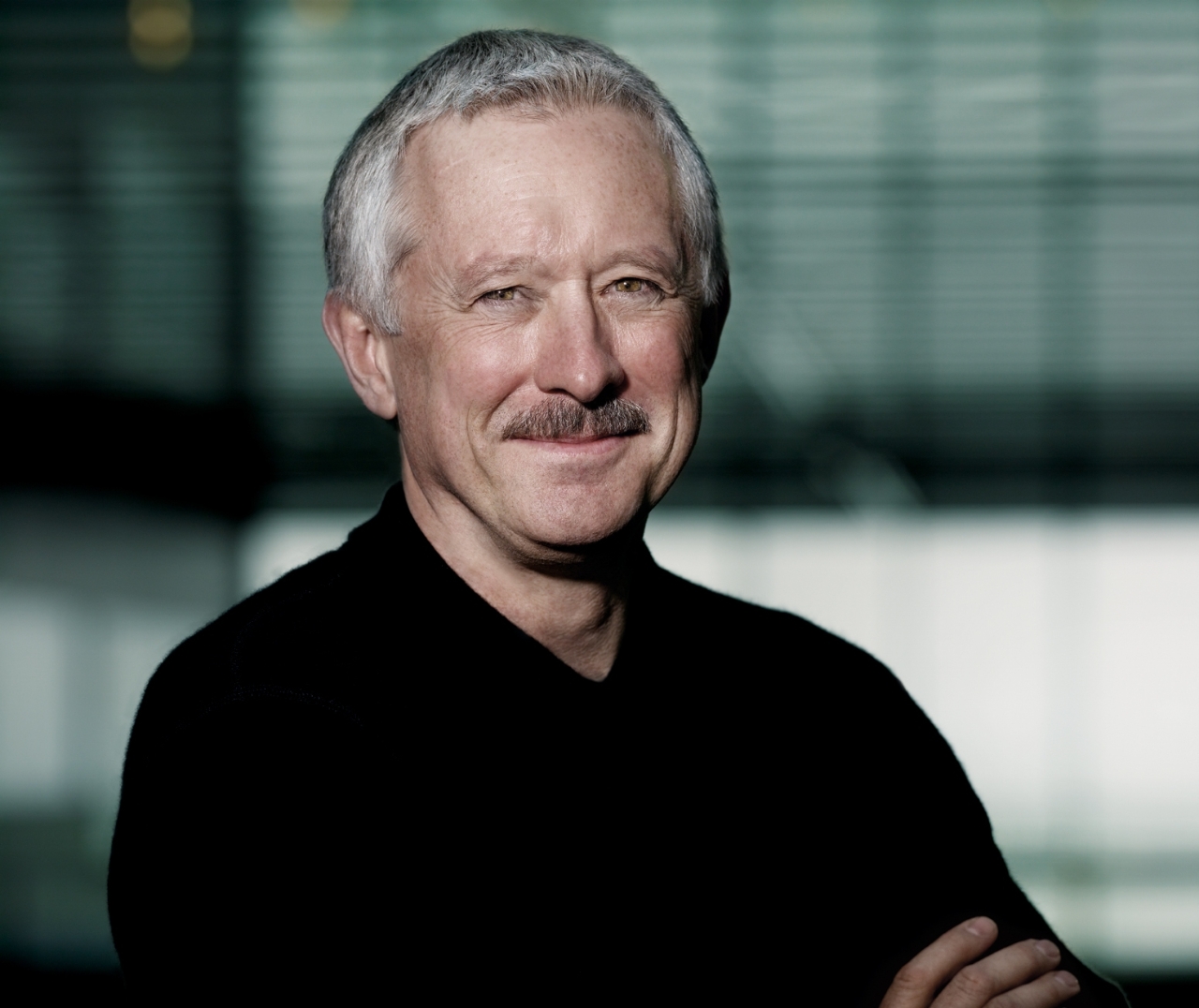 Douglas Dean