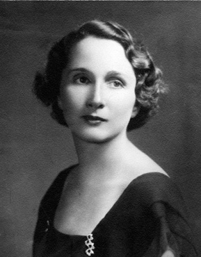 Mother: Pauline Robinson Pierce
