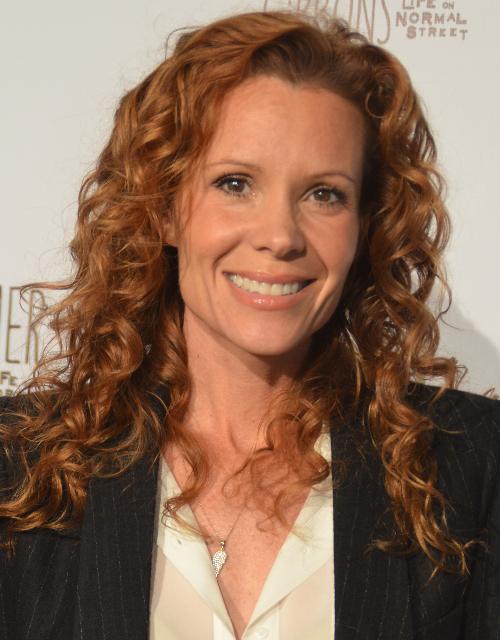 ExGirlfriend: Robyn Lively 