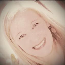 ex-fiancée: Mandy Weals