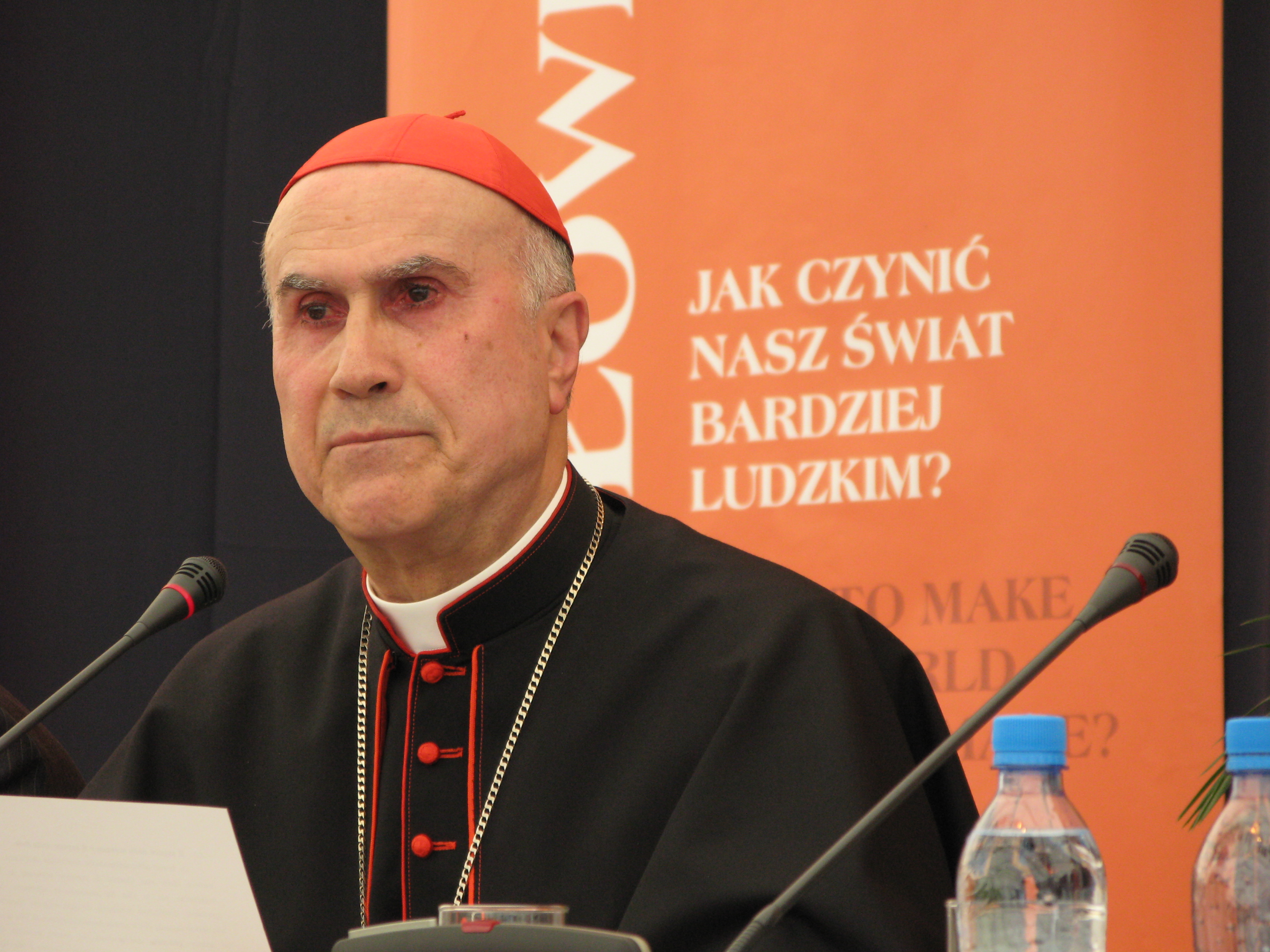 Tarcisio Cardinal Bertone