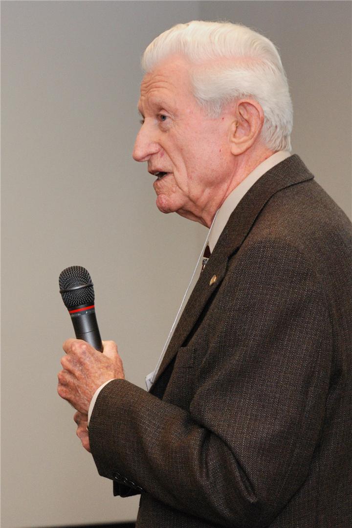 Gene Myron Amdahl