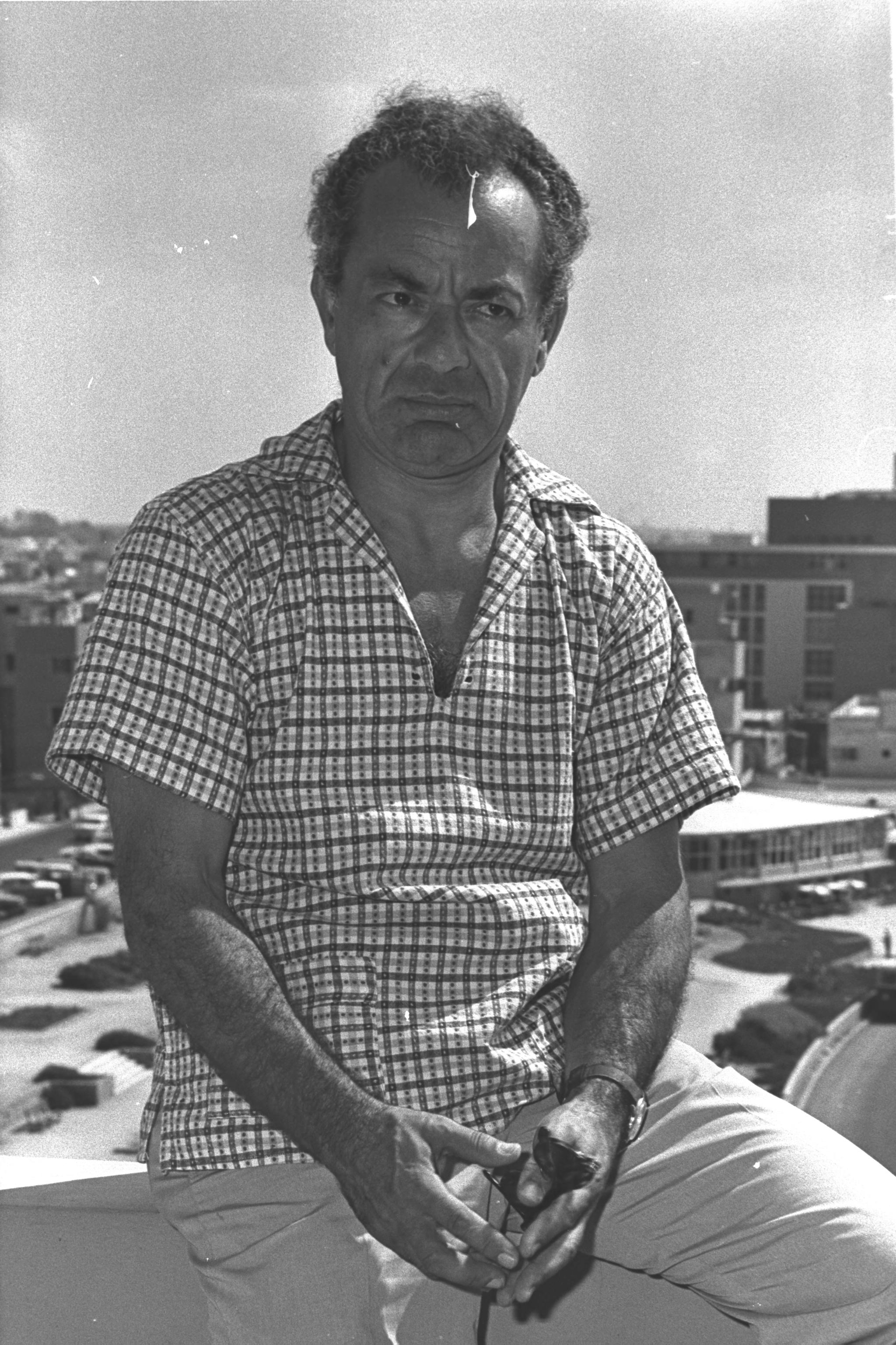 Alexander Schneider