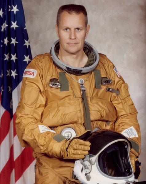 Robert Franklyn Overmyer