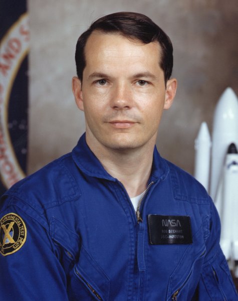 Robert Lee Stewart