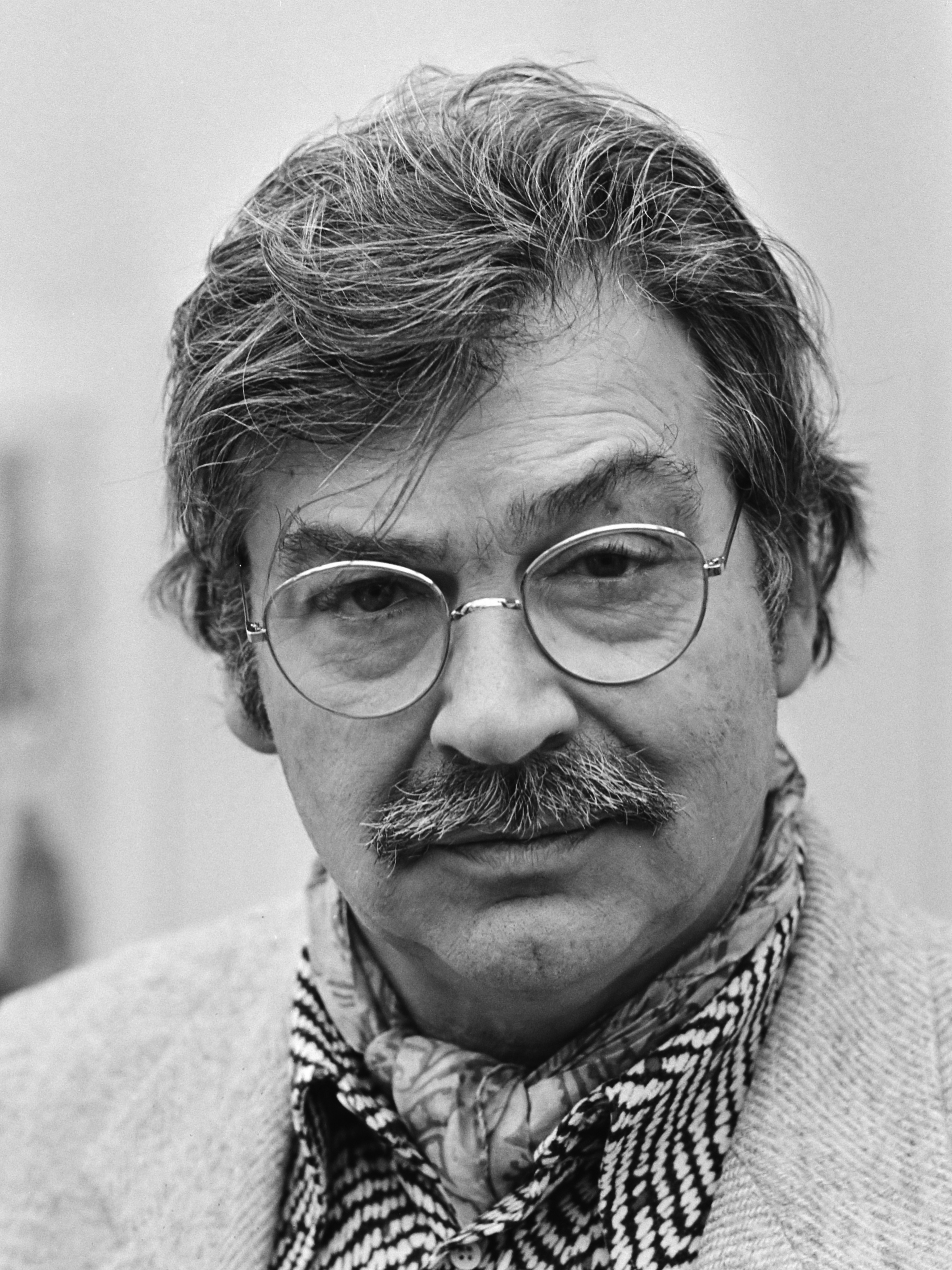 colleague: Karel Appel
