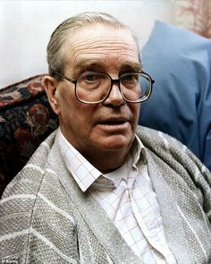Father: Stanley  Dwight