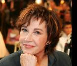 Mother: Marlène Jobert 