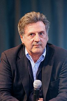 Ex-husband (m. 1993–1998): Daniel Auteuil 