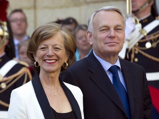 Wife: Brigitte Ayrault