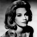 Elizabeth MacRae