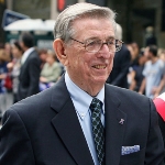 Lou Carnesecca