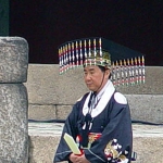 Yi Li