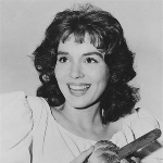 Zohra Lampert