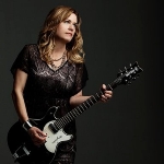 Vicki Peterson