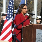 Toi Hutchinson