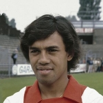 Simon Tahamata
