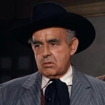 Nestor Paiva