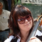 Lani Groves